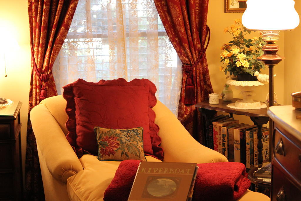 Red Bluff Cottage Bed & Breakfast Montgomery Eksteriør bilde