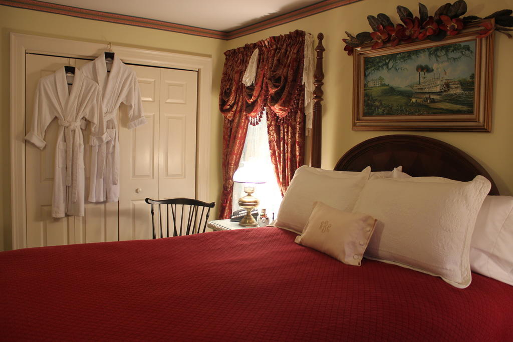 Red Bluff Cottage Bed & Breakfast Montgomery Eksteriør bilde